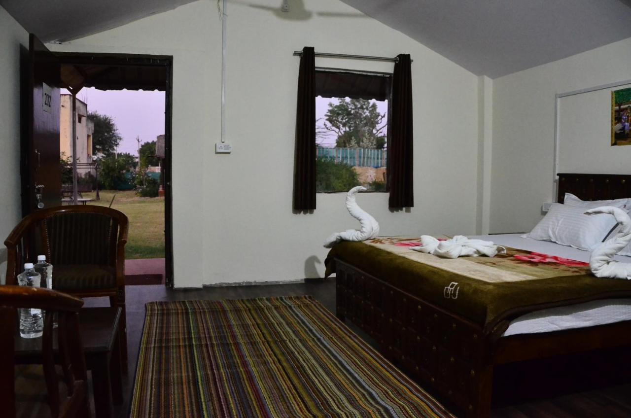 The Narayan Resort Farm Stay Пушкар Экстерьер фото