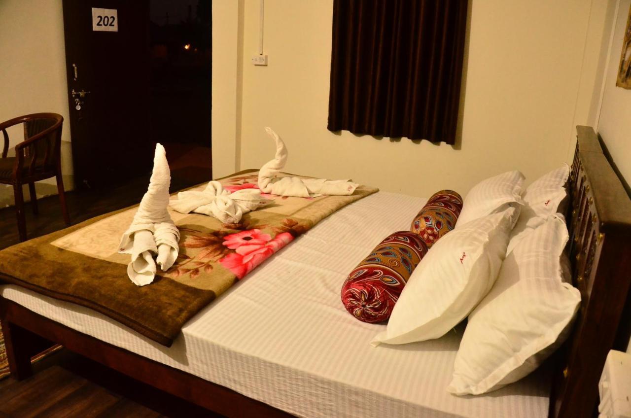The Narayan Resort Farm Stay Пушкар Экстерьер фото